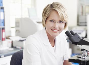 什么因素導(dǎo)致了雙臂上的白癜風(fēng)？