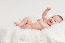 嬰幼兒白癜風發病通常跟什么因素有關?