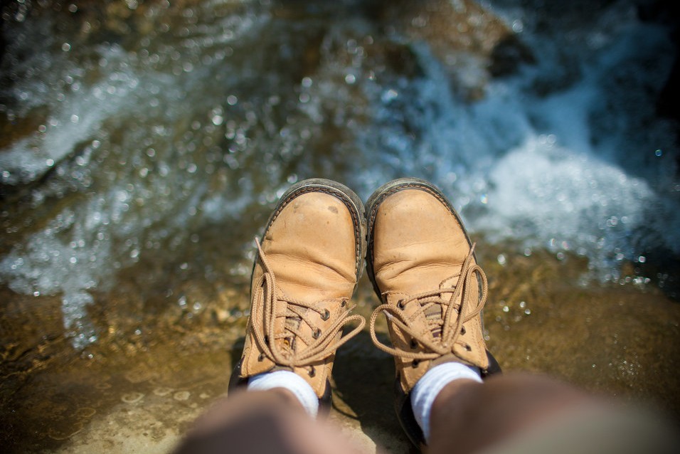 腿上長了很多小白斑該怎么辦?