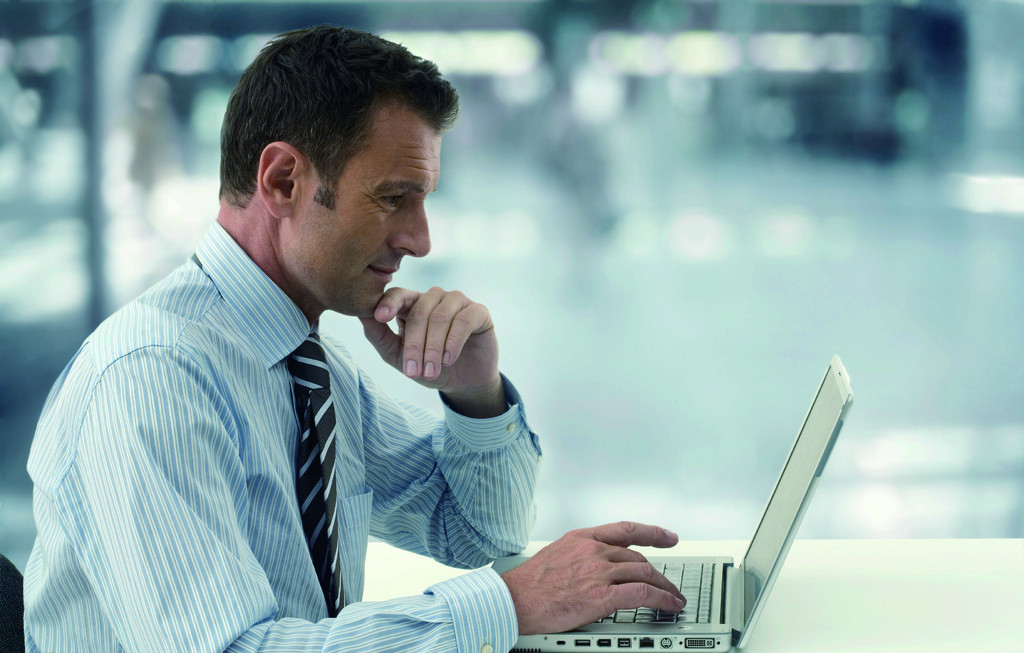 <a href=http://m.xvxgx.cn/ target=_blank class=infotextkey>石家莊白癜風醫院</a>:男性白癜風如何治療