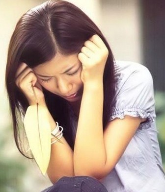 女性頭部白癜風(fēng)如何治療