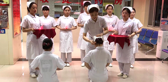 &ldquo;遠(yuǎn)大情，天使心&rdquo;5.12護(hù)士節(jié)表彰大會