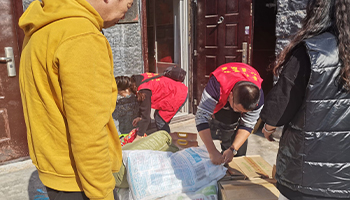 愛心公益行——秋冬不停歇 “慰問孤寡老人，傳遞愛心正能量”