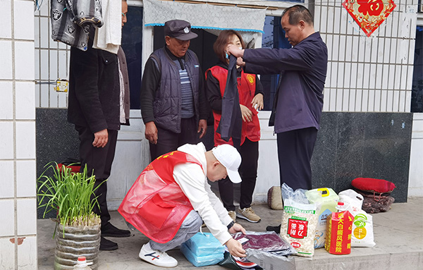 愛心公益下鄉行2021春季第二站——靈壽廟臺村公益下鄉，溫暖加倍