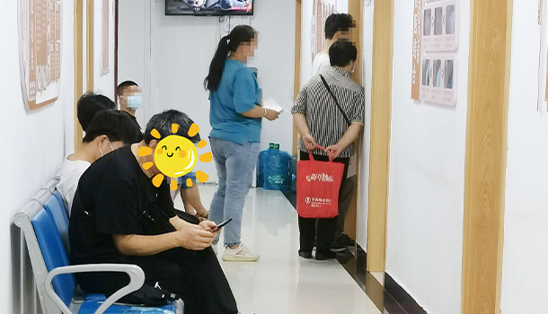 獻(xiàn)禮“6.25世界白癜風(fēng)日”暨京冀醫(yī)師聯(lián)合會(huì)診活動(dòng)首日，現(xiàn)場實(shí)時(shí)報(bào)道中!