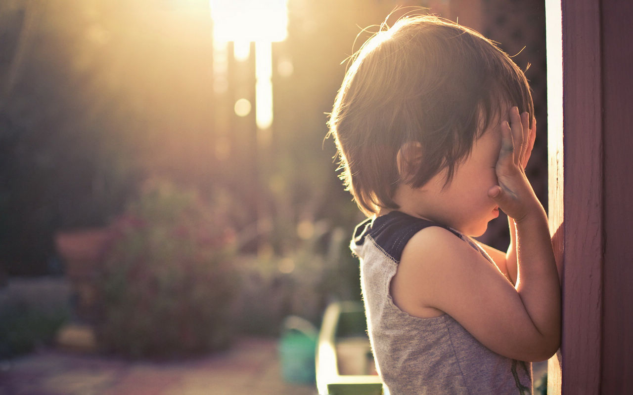 小孩臉上長白斑怎樣判斷是白癜風?